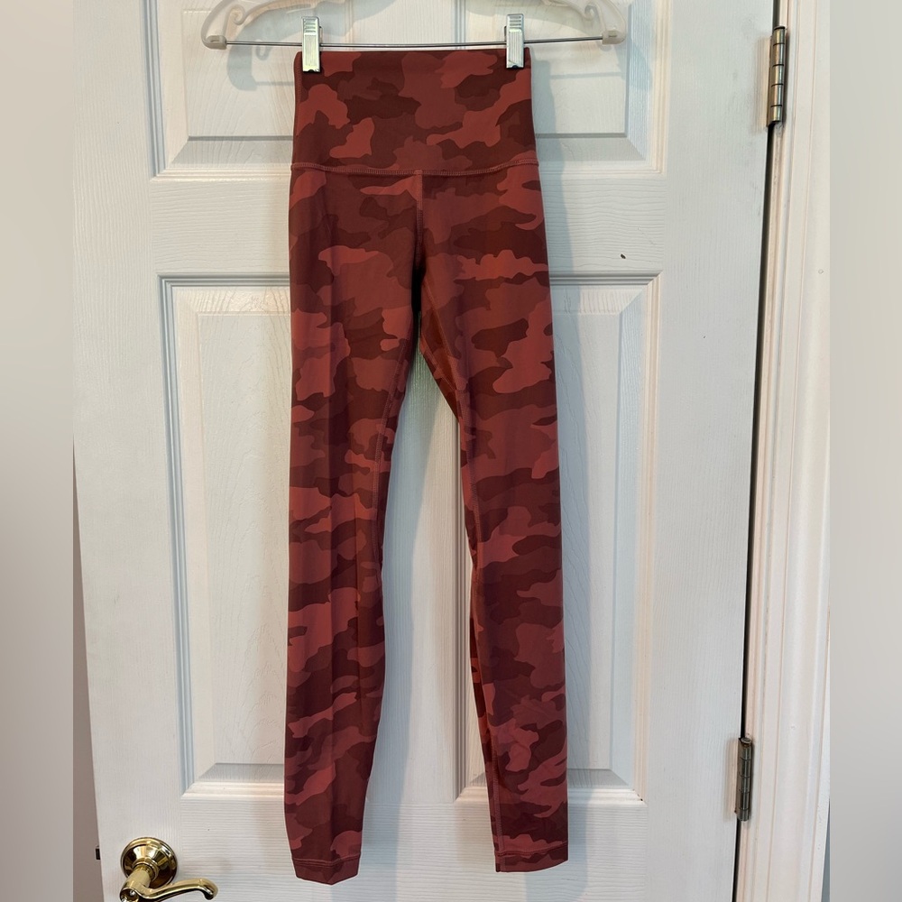 lululemon athletica Camouflage Leggings - Red